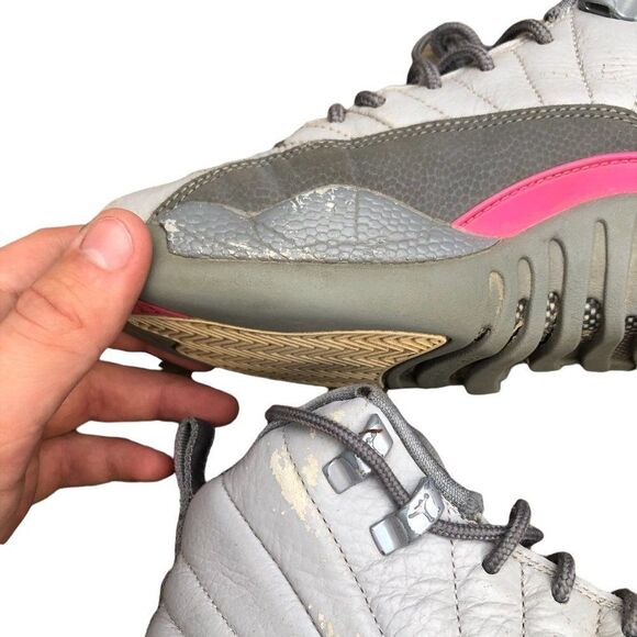 RARE 2016 Air Jordan 12 Retro Wolf Grey Vivid Pink Size 7 - Picture 15 of 16